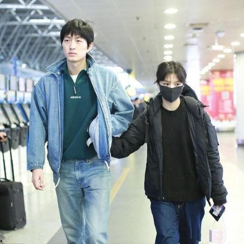 狗仔爆料顶流歌星视频,顶流歌星私密视频引发热议  第3张